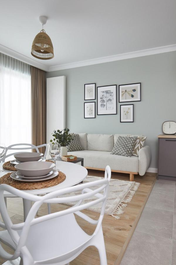 ורשה Metro Imielin Apartments מראה חיצוני תמונה